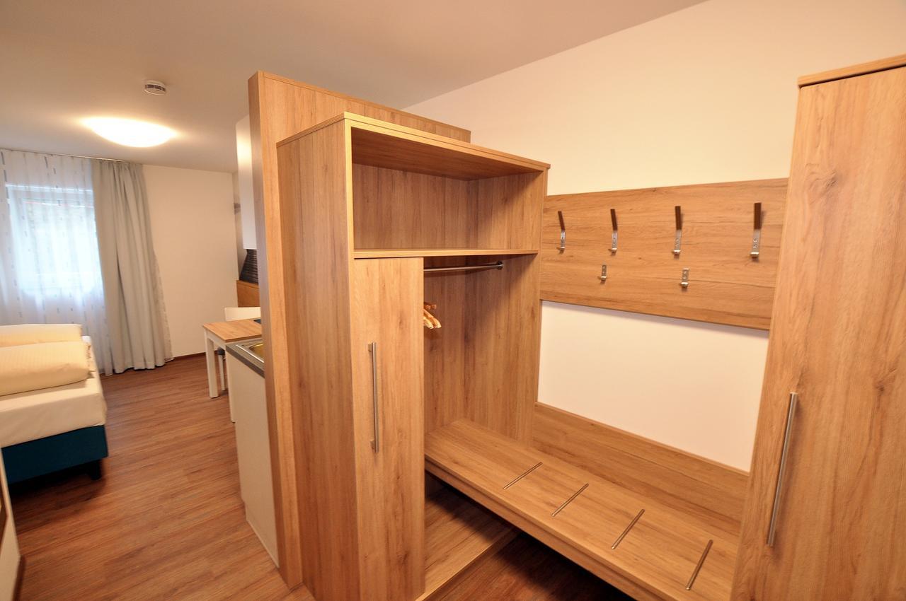 וואלטנהופן Gaestehaus Zur Krone מראה חיצוני תמונה